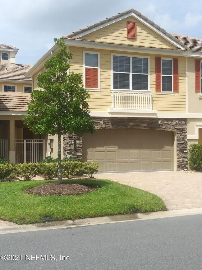 133 Hedgewood Dr in St. Augustine, FL - Foto de edificio - Building Photo