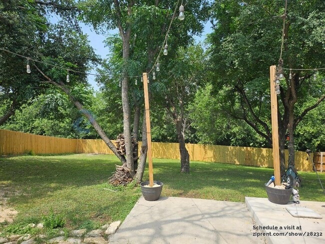 9830 Sugarloaf Dr in San Antonio, TX - Building Photo - Building Photo