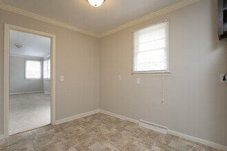 1122 Fiske St in Durham, NC - Foto de edificio - Building Photo