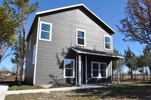 2311 Murphy Ct in Red Oak, TX - Building Photo