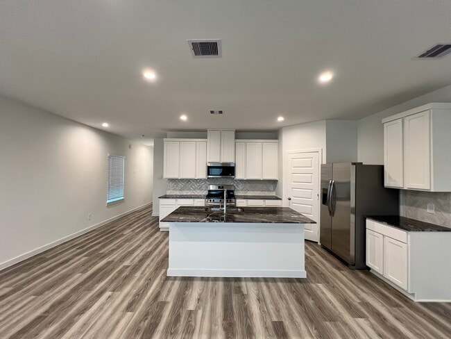property at 2837 Lisburn Ter Ln