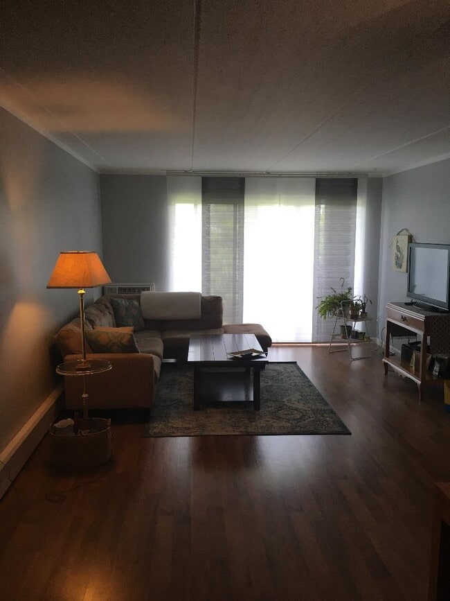 5125 Blodgett Ave, Unit apt. 315
