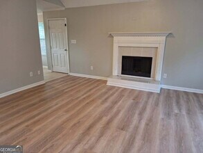 85 Emerald Dr in Newnan, GA - Building Photo - Building Photo