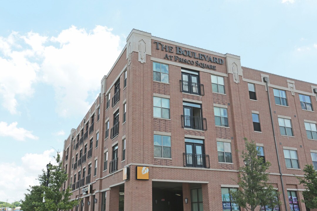 Olympus Boulevard in Frisco, TX - Foto de edificio