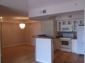 3627 NW Mediterranean Ln in Jensen Beach, FL - Building Photo - Building Photo