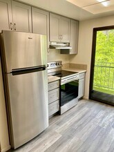 6456 Cavalleri Rd in Malibu, CA - Building Photo - Building Photo