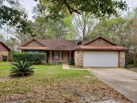 9309 Pointe Aux Chenes Rd in Ocean Springs, MS - Building Photo