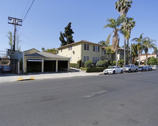 4464 4th St in Los Angeles, CA - Foto de edificio - Building Photo