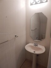 4622 SW 75th Way in Davie, FL - Building Photo - Building Photo