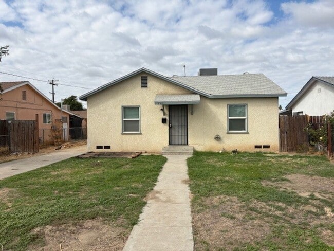 property at 717 El Sereno Dr