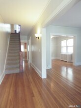 70 Prospect St in Greenwich, CT - Building Photo - Building Photo