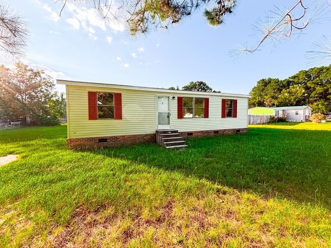 property at 584 Hawaii Ct