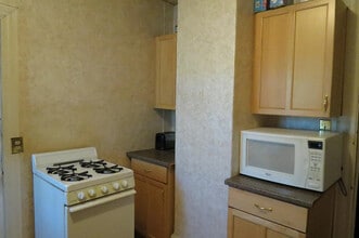 715 W Colorado Ave, Unit 2B in Colorado Springs, CO - Foto de edificio - Building Photo