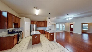 18503 Polo Meadow Dr in Humble, TX - Building Photo - Building Photo