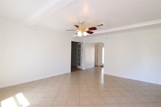 11406 Elmcroft Dr in Houston, TX - Building Photo - Building Photo