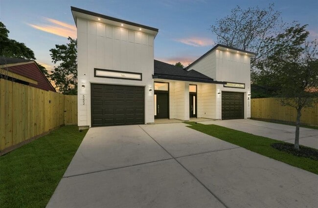 property at 5222 Pershing St
