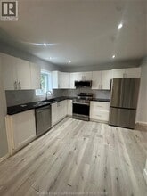 1581 Bruce Ave in Windsor, ON - Building Photo - Building Photo