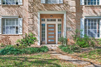 16410 Fondren Grove Dr in Missouri City, TX - Building Photo - Building Photo