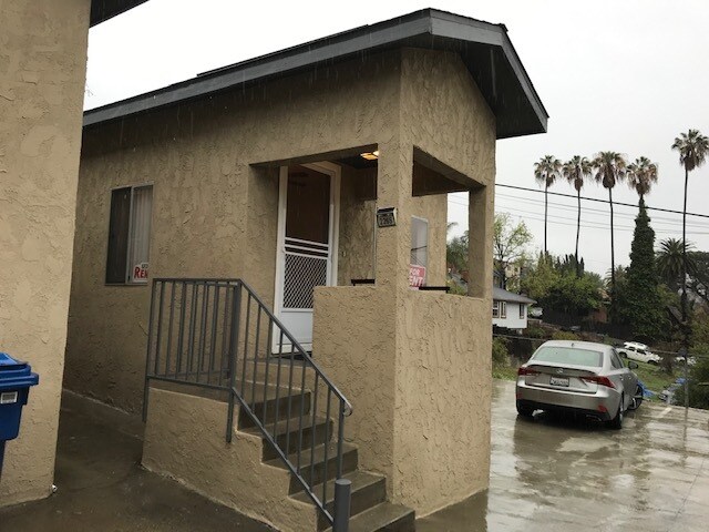 2265 Ewing St, Unit 2265 Ewing back house in Los Angeles, CA - Building Photo