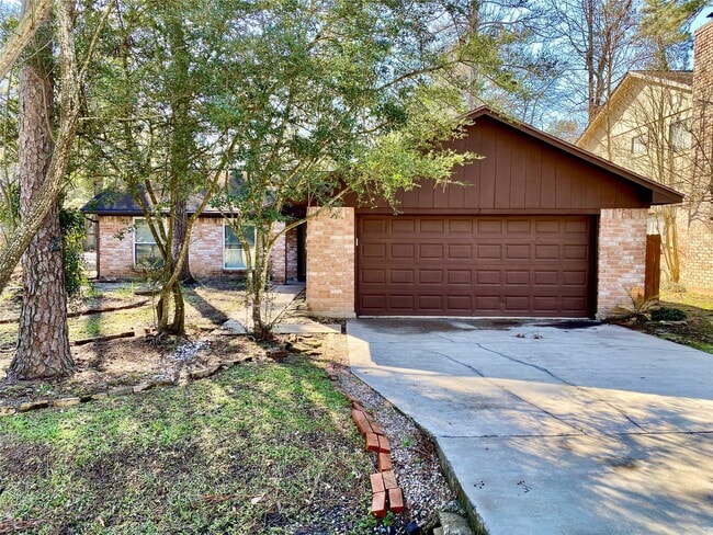 property at 2 N Waxberry Rd