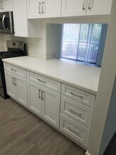 731 S Detroit St in Los Angeles, CA - Foto de edificio - Building Photo