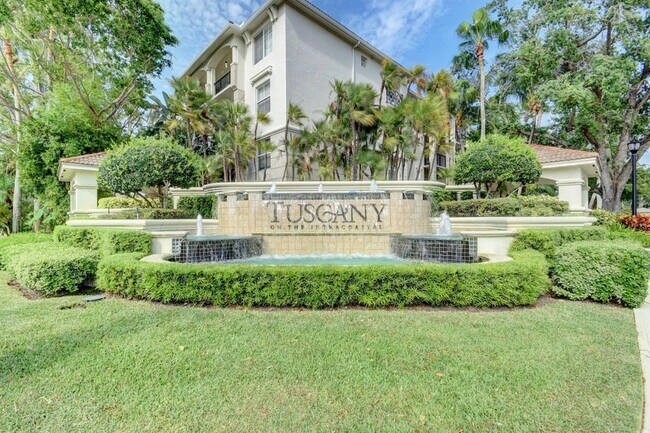 1306 Tuscany Way, Unit 306 in Boynton Beach, FL - Building Photo - Building Photo