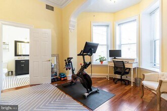2129 Walnut St in Philadelphia, PA - Building Photo - Building Photo