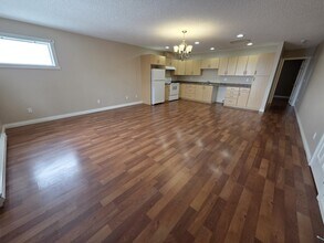 8112-8196 96 Ave in Fort St John, BC - Building Photo - Building Photo