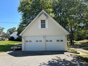 56 Panorama Dr, Unit Robert in Murray, KY - Foto de edificio - Building Photo