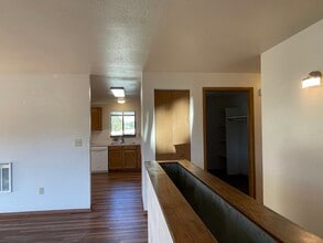 609 Princeton Ave N, Unit A in Wenatchee, WA - Building Photo - Building Photo