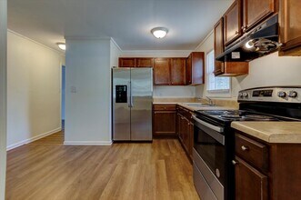 2600 Revolution Pk Dr in Charlotte, NC - Building Photo - Building Photo