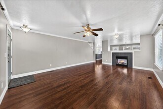 4551 Hearst Dr W in Meridian, ID - Building Photo - Building Photo