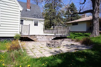 118 E Wabasha St in Duluth, MN - Building Photo - Building Photo