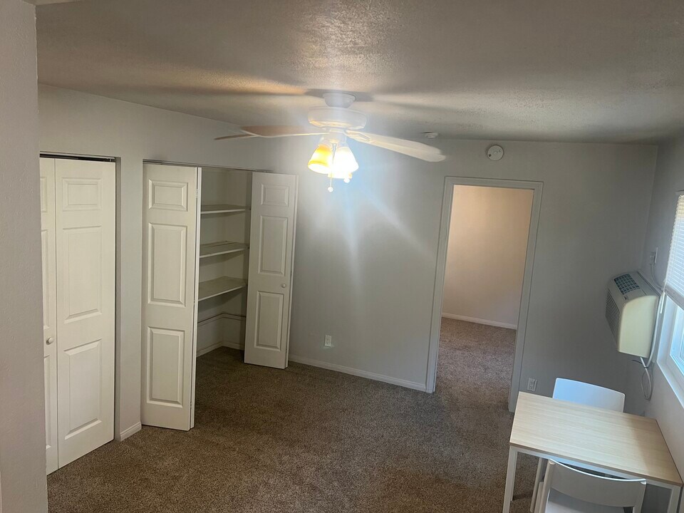 8419 Vista Del Cajon Pl in Lakeside, CA - Foto de edificio