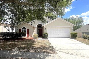 25136 Ironwedge Dr in Sorrento, FL - Building Photo