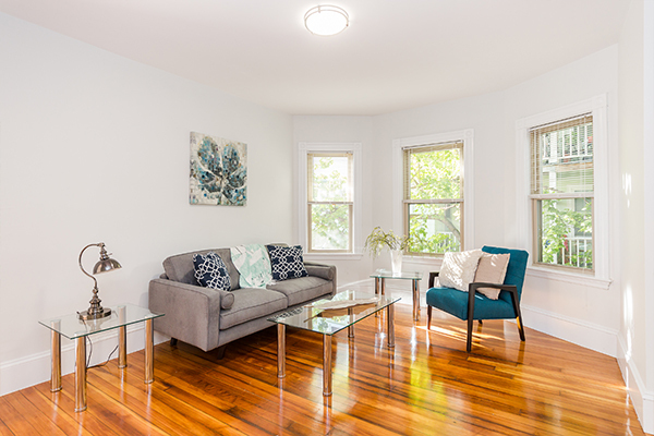 10 Stone Pl, Unit 2 in Somerville, MA - Building Photo