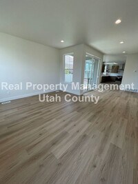 2411 Orchard Cir in Heber City, UT - Foto de edificio - Building Photo