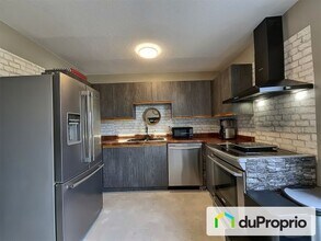 46 De Lausanne Rue in Gatineau, QC - Building Photo - Building Photo