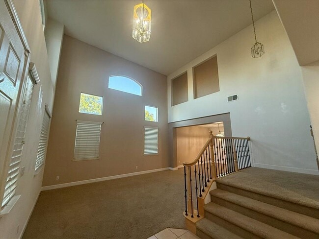 6116 Ravenna Way in Elk Grove, CA - Building Photo - Building Photo