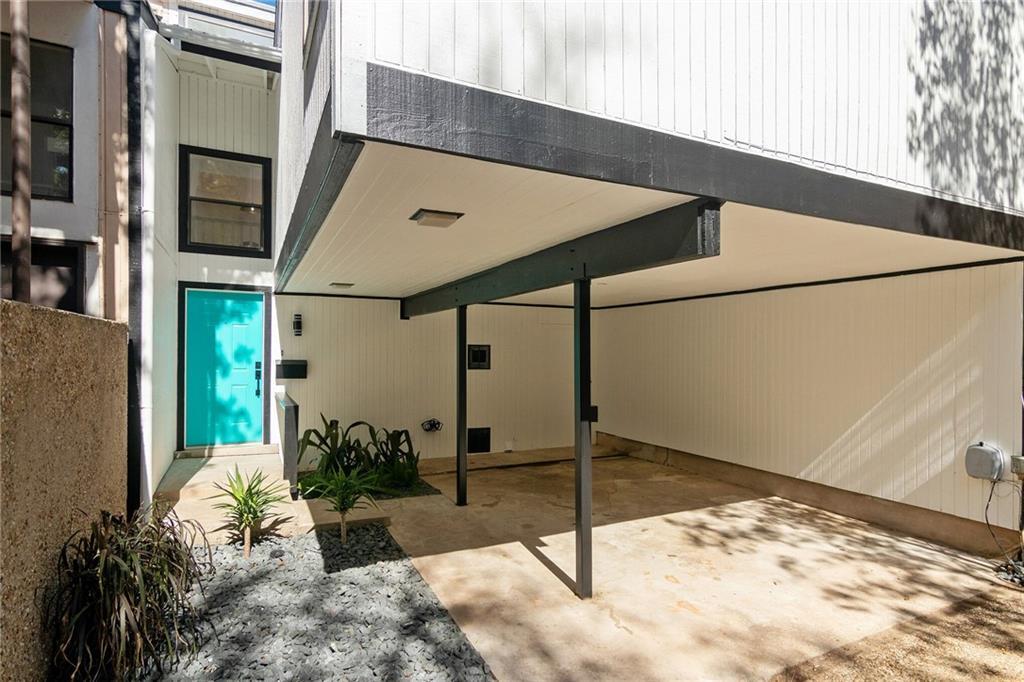 2200 Trailside Dr in Austin, TX - Building Photo