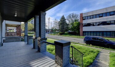 1515 Hawthorne Ave in Columbus, OH - Building Photo - Building Photo