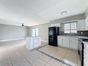 163 Springwood Cir in Longwood, FL - Building Photo - Building Photo
