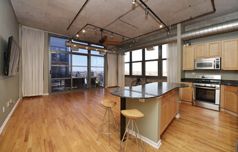 900 N Kingsbury St in Chicago, IL - Building Photo - Building Photo