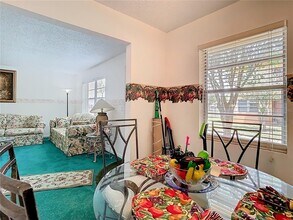 744 Wyman Ct in Orlando, FL - Foto de edificio - Building Photo