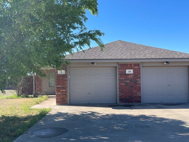 property at 406 36th St