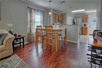 516 Celery Loop in Austin, TX - Building Photo - Building Photo