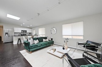 2115 Ann Arbor Ave in Austin, TX - Building Photo - Building Photo