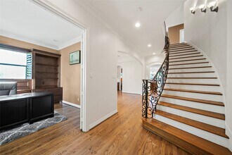 4321 Jim West St in Bellaire, TX - Building Photo - Building Photo