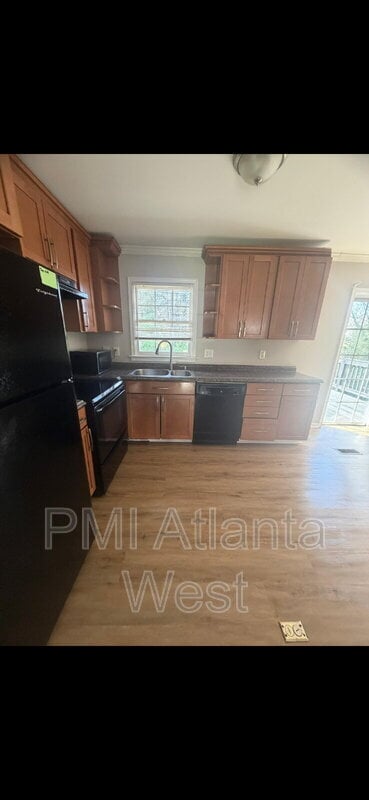 5325 The Savoy in Atlanta, GA - Building Photo - Building Photo