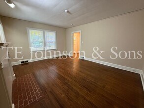 125 Rosedale Cir in Winston-Salem, NC - Building Photo - Building Photo